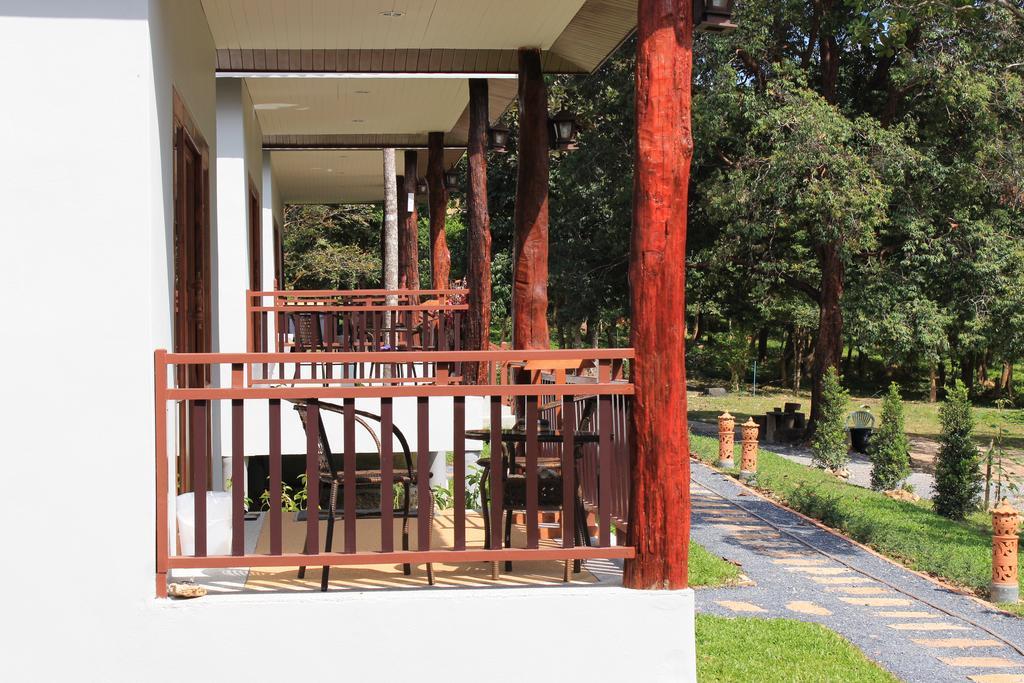Lanta Happy Hill Hotel Koh Lanta Ngoại thất bức ảnh