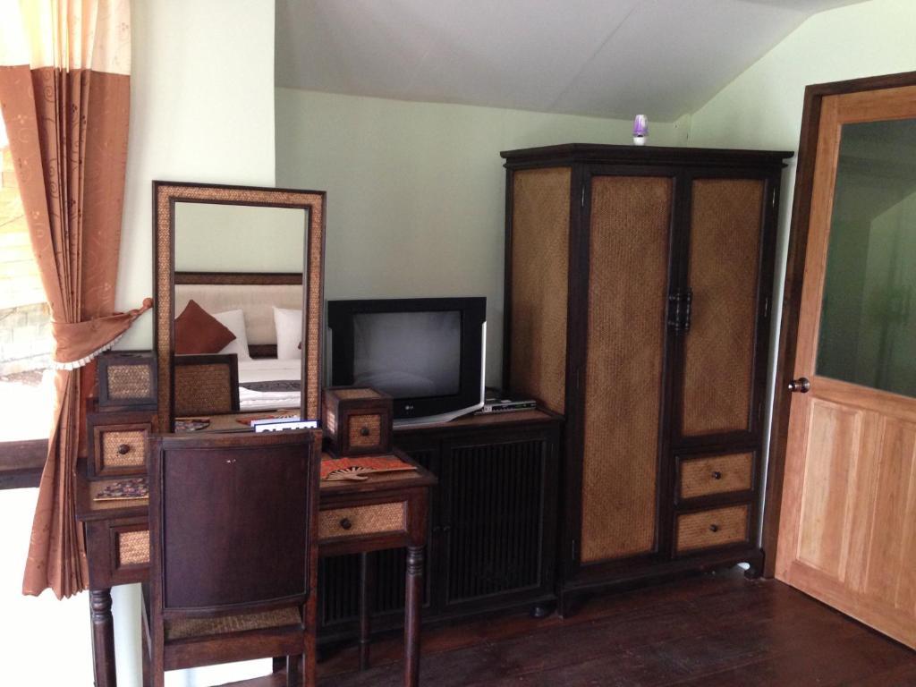 Lanta Happy Hill Hotel Koh Lanta Phòng bức ảnh
