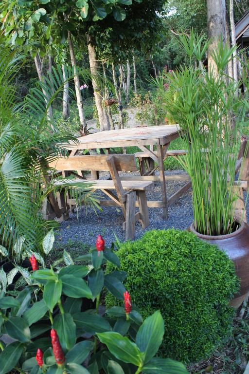 Lanta Happy Hill Hotel Koh Lanta Ngoại thất bức ảnh