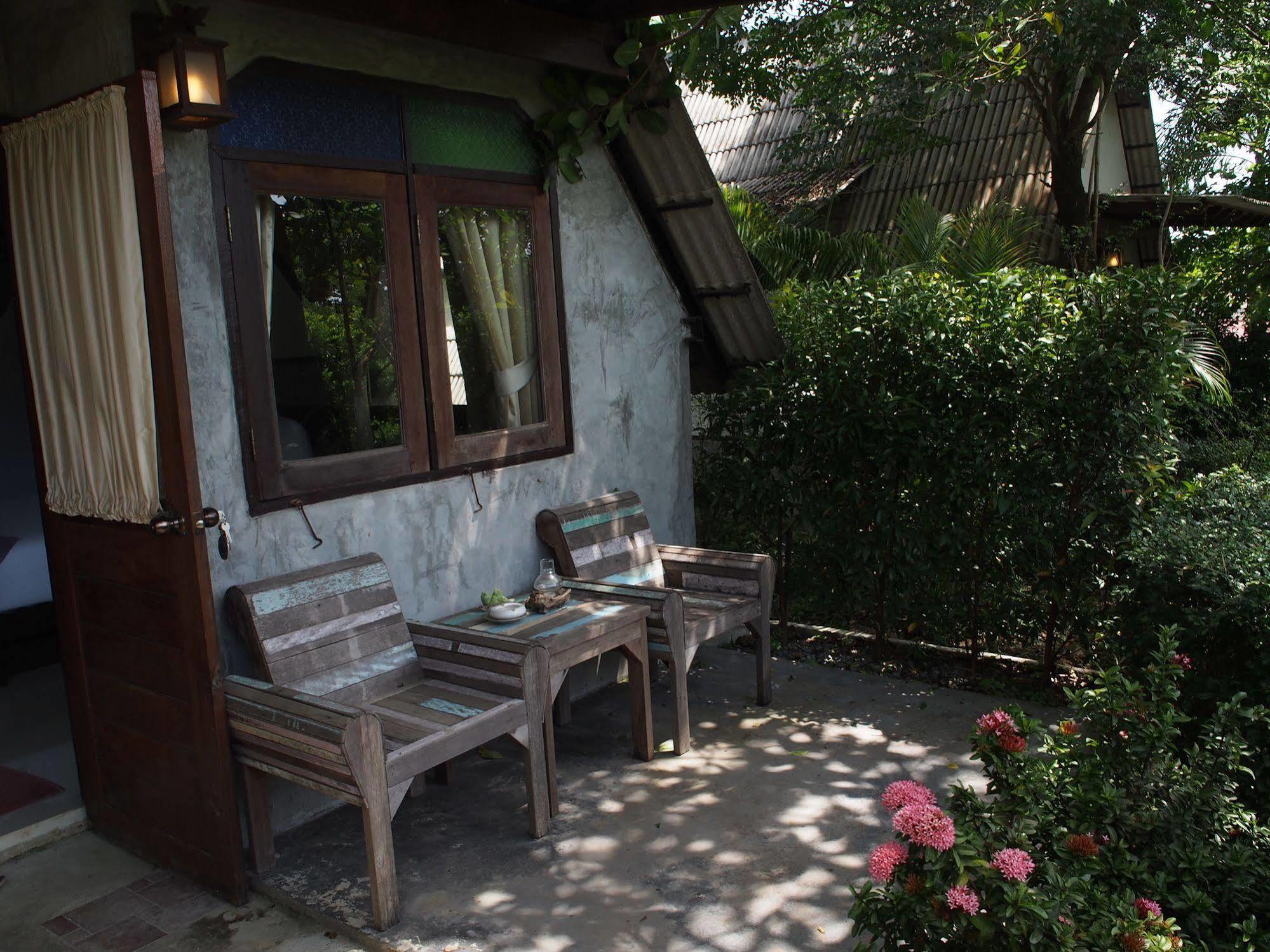 Lanta Happy Hill Hotel Koh Lanta Ngoại thất bức ảnh